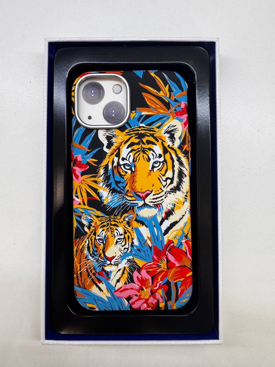 Чехол Luxo Life Plus tiger iPhone 15 Pro